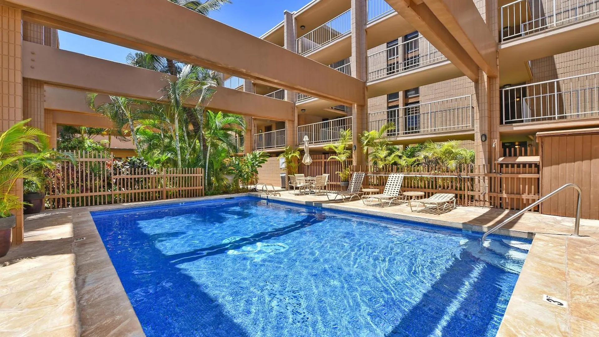 Kaleialoha 402 Apartment Kahana